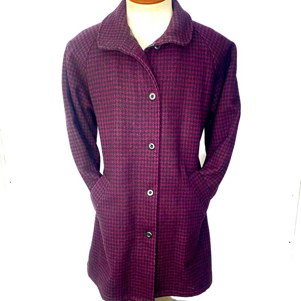 Vintage 80’s Woolrich Women’s Wool Purple & Black Houndstooth Coat Made In USA L